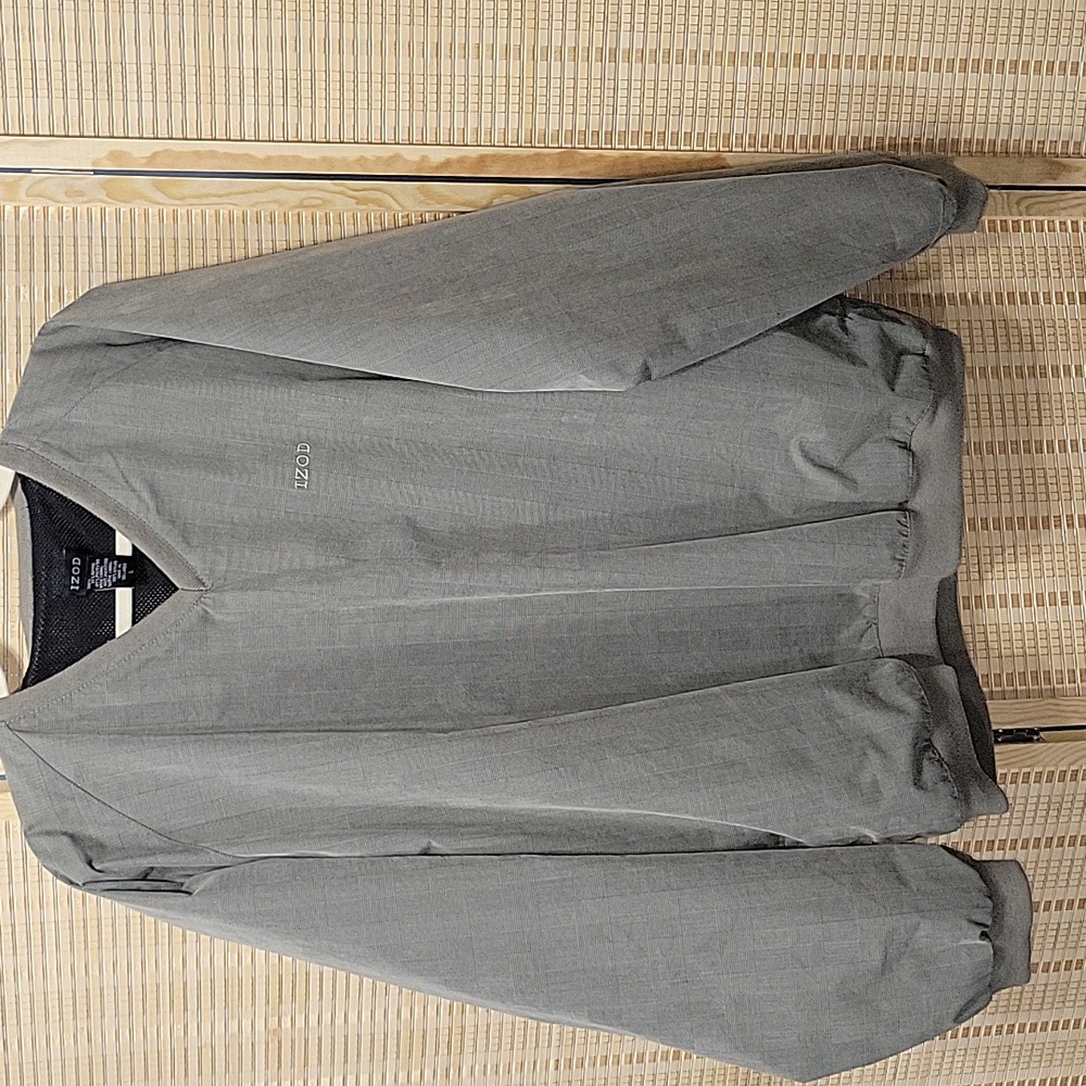 EUC Izod V-neck Golf Windbreaker, Greenish Gray, Men's size L